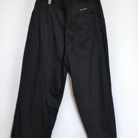BURBERRY Black Cropped Trousers - Picture 2 of 6